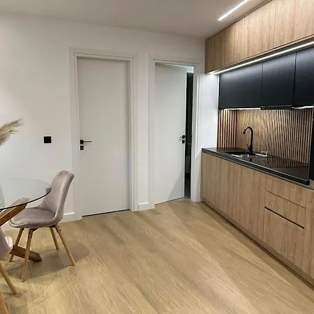 Kepesis Apartment Agioi Theodoroi Exterior photo